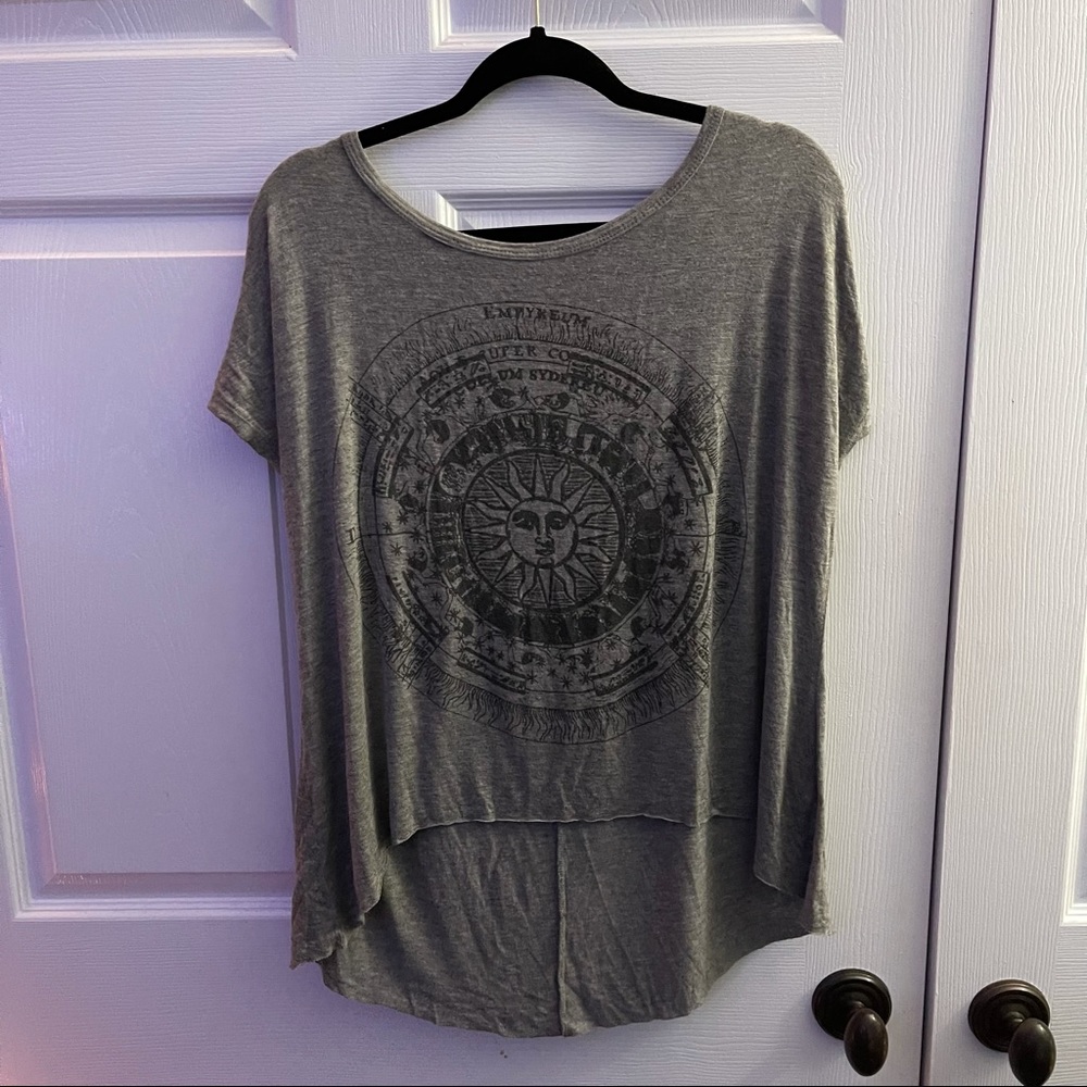 Life Clothing Co Hi-Low Graphic Tee Size M